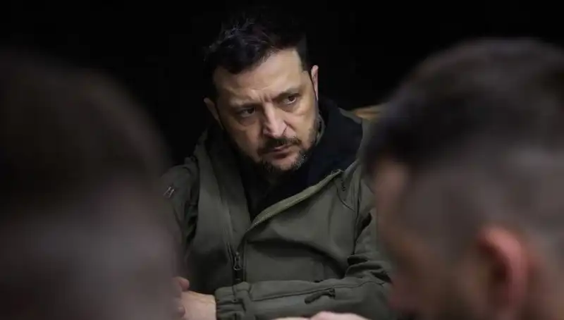 Zelenski'den Çarpıcı NATO Açıklaması: 'Nadir Element Anlaşmasında Söz Sahibi Değiliz!'