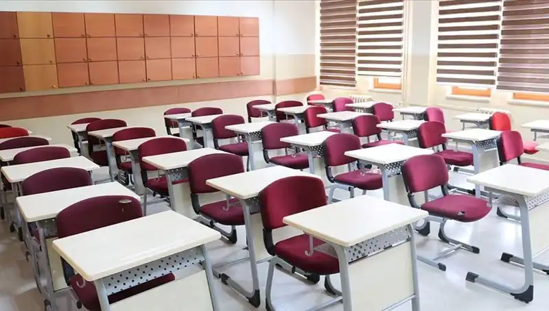 Türkiye'de Dokuz Özel Okulun Ruhsatı İptal Edildi: Eğitimde Şok Gelişme