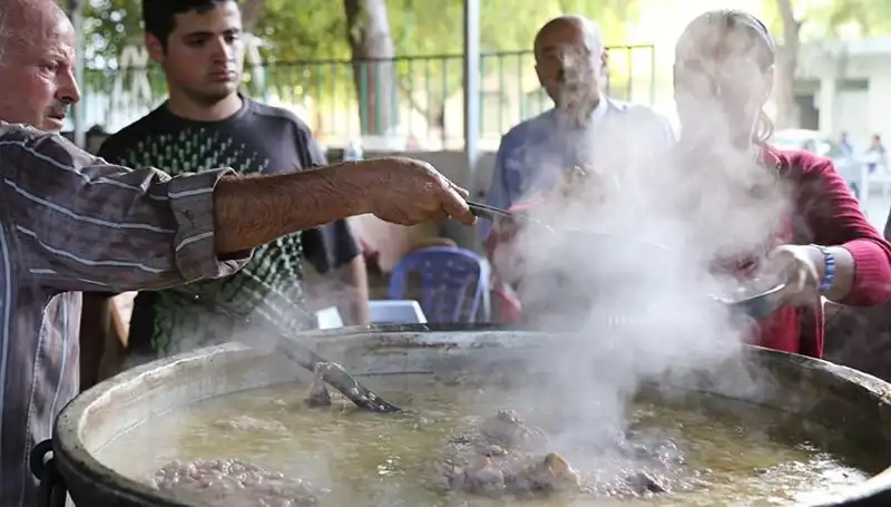 Gadir-i Hum Bayramı'nın Önemi ve Kutlama Gelenekleri