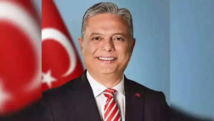 CHP Genel Başkan Adayı Ümit Uysal: Kimdir, Geçmişi ve Vizyonu