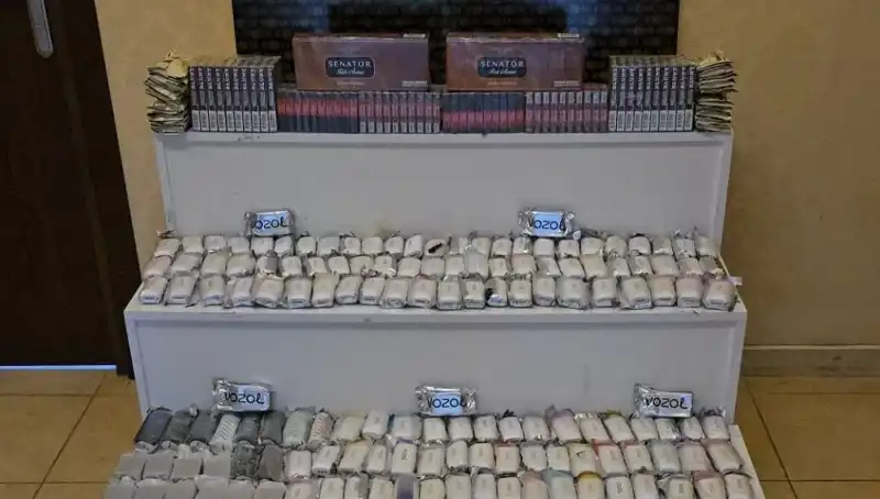 İstanbul’da Gümrük Kaçağı Sigaralarla Yapılan Operasyon!