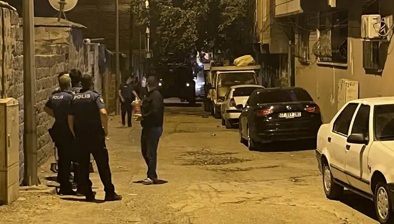 Polise Ateş Açan Şüpheli, Bacaklarından Vurarak Ele Geçirildi