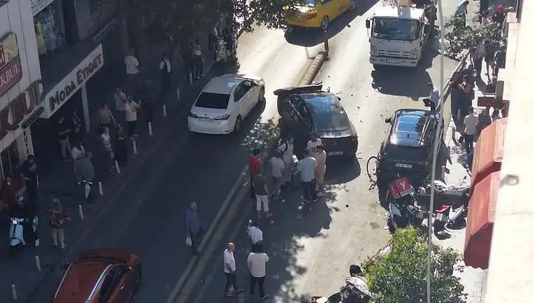 İranlı Sürücünün Şaşırtıcı Yolculuğu: Kaza ve Kaos Bir Arada!