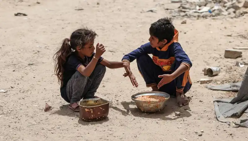 Gazze'de Dört Yaşındaki Çocuğun Ölümü: Açlık Krizi Büyüyor