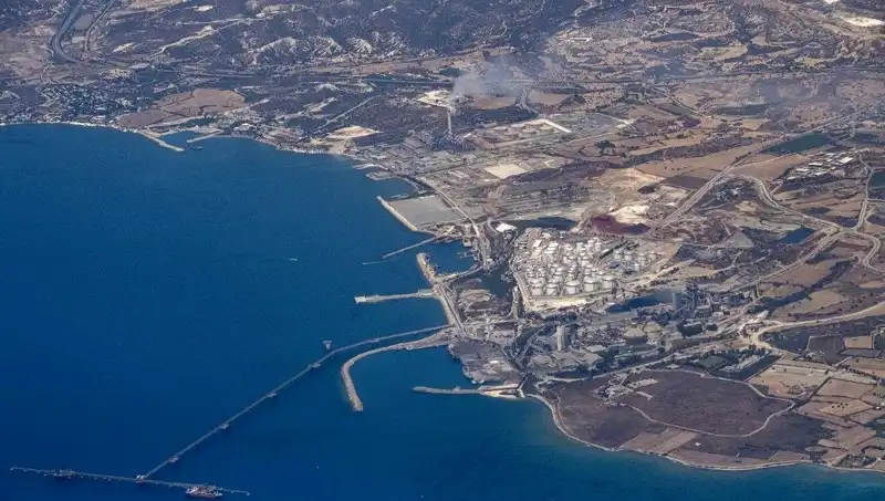 ABD Gemi Konvoyu İsrail’e Silah İhtiyarını Taşıyor: Limasol Durdak Önceliği