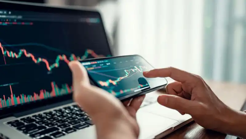 Kripto Para Piyasalarında Düşüş: Endişe Verici Açıklamalar Yatırımcıları Tedirgin Ediyor