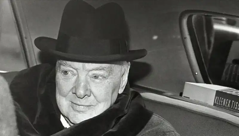 Churchill’in Bekar Evi Satışta: Tarihi Konut için 3,75 Milyon Sterlin Aranıyor
