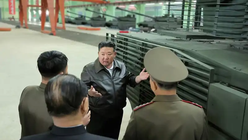 Kuzey Kore Lideri Kim Jong Un'dan Tarihi Açıklama: "Modern Savaş İçin Daha Fazla Üretin!"