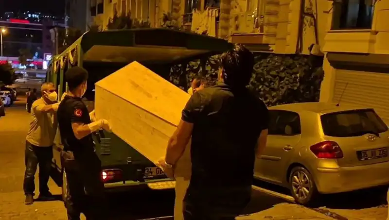 Esenyurt’ta Kadın Cesedi Bulundu: Olayın Ardındaki Gizem Ne?