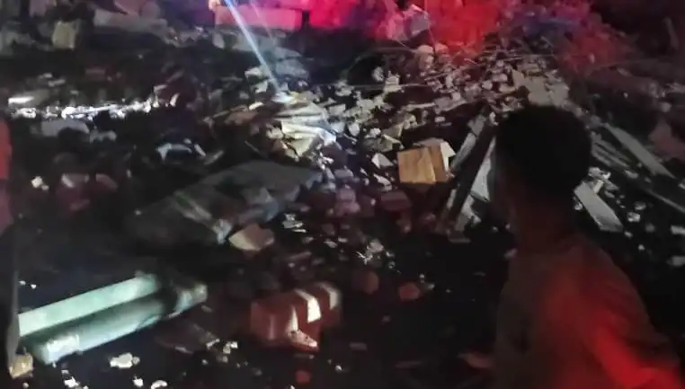 ABD'nin Yemen'deki Hava Saldırısı: 6 Can Kaybı, 16 Yaralı