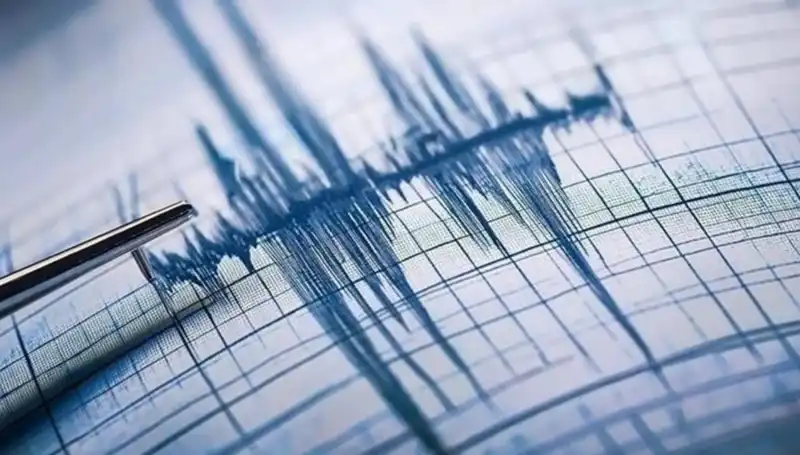 Antalya'da Beklenmedik Gelişme: 3.9 Büyüklüğünde Deprem Gerçekleşti