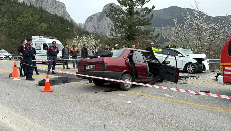 Bayram Tatilinde Trafik Kazalarında Üzücü Bilanço: 62 Ölü, 7 Bin 388 Yaralı!