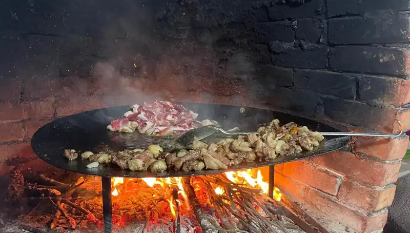 Türkiye'nin Geleneksel Dualı Güveç Festivali: 400 Yıllık Lezzet Buluşması
