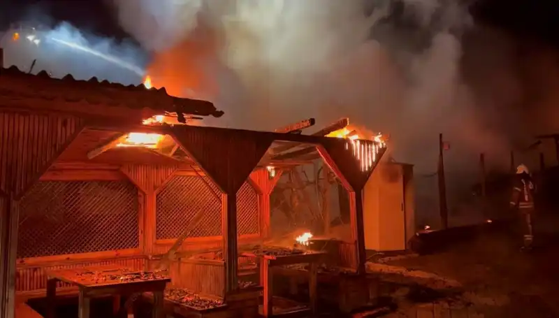 Şile’de Gerçekleşen Şok Olay: Altı Gözleme Restoranı Alev Alev Yandı!