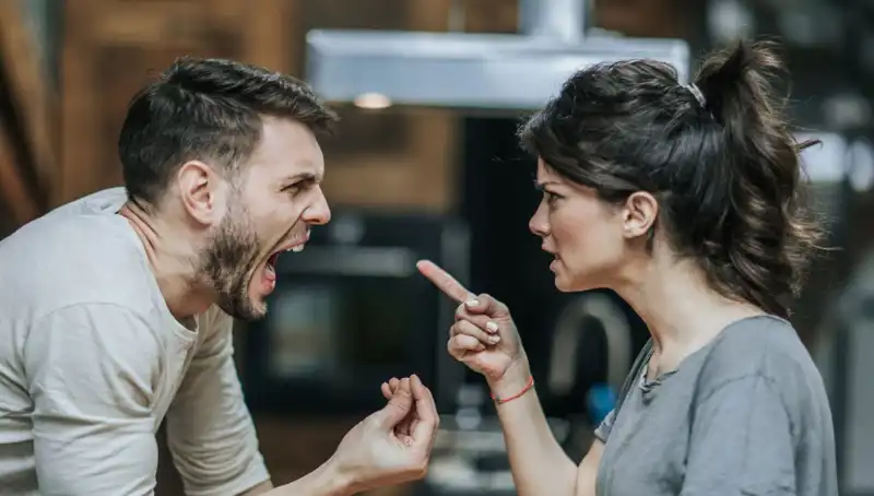 Psikologlardan Çarpıcı Uyarı: 7 Flört Hatası ile İlişkinizi Kötüleştirmeyin!