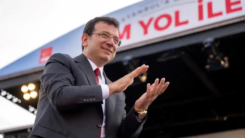 Ekrem İmamoğlu'ndan Seçim Açıklaması: "Aday Olmazsam Diğer Adaya Destek Vereceğim"