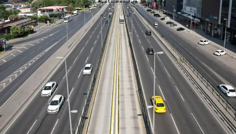İstanbul Bayram Tatilinde Boş Kalan Yolların Ardındaki Nedenler