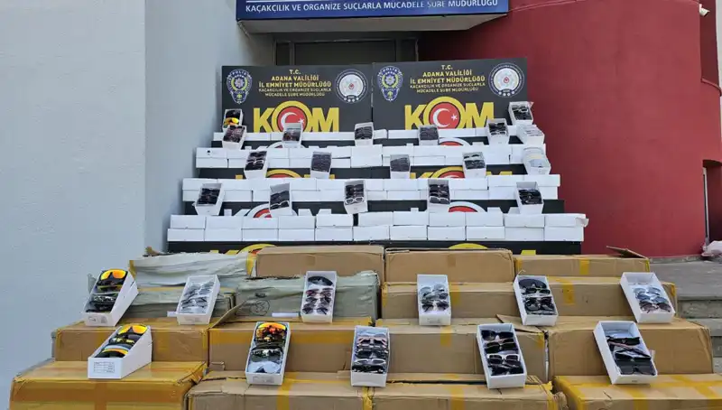 Adana'da Kaçak Güneş Gözlükleri: 12 Bin Parça Ele Geçirildi!