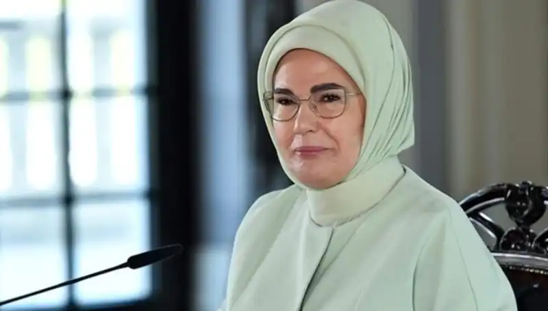 Emine Erdoğan, Uluslararası Aile Forumu'nda Dikkat Çeken Paylaşımlar Yaptı