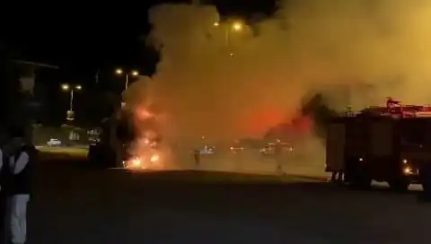 Zonguldak'ta Seyir Halindeki TIR Korkunç Bir Yangını Ateşledi