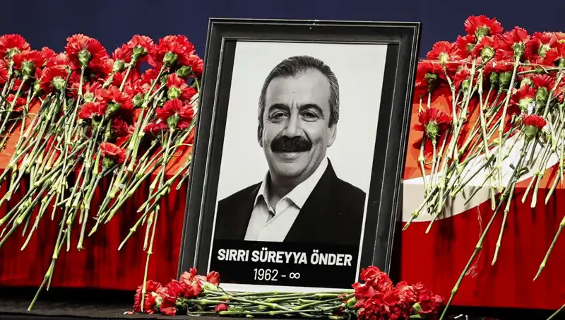 Sırrı Süreyya Önder Meclis’te Anıldı: Hatıralar ve Etkileri Yeniden Canlandı