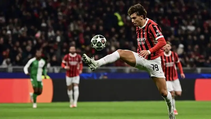 Joao Felix'in Menajeri: "Galatasaray ile Görüşmeler Devam Ediyor"