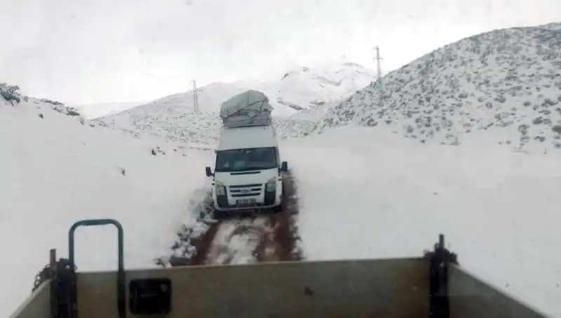 Nisan Ortasında Şaşırtan Kar Yağışı: Doğa Ananın Sürprizi