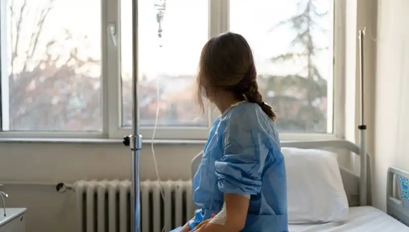 27 Yaşındaki Kadının Kanser Mücadelesi: Doktorlar Neden Yanıldı?