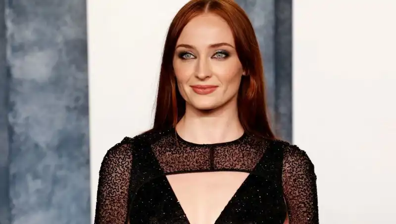 Sophie Turner’ın Tepkisini Çeken O Yorum Nedir? Dikkat Çeken İfadeler Ortaya Çıktı!