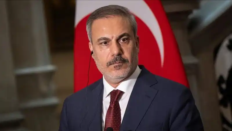 Türkiye'nin Diplomasi Hamlesi: Bakan Fidan, Azerbaycan ve Mısır ile Stratejik Görüşmeler Yaptı